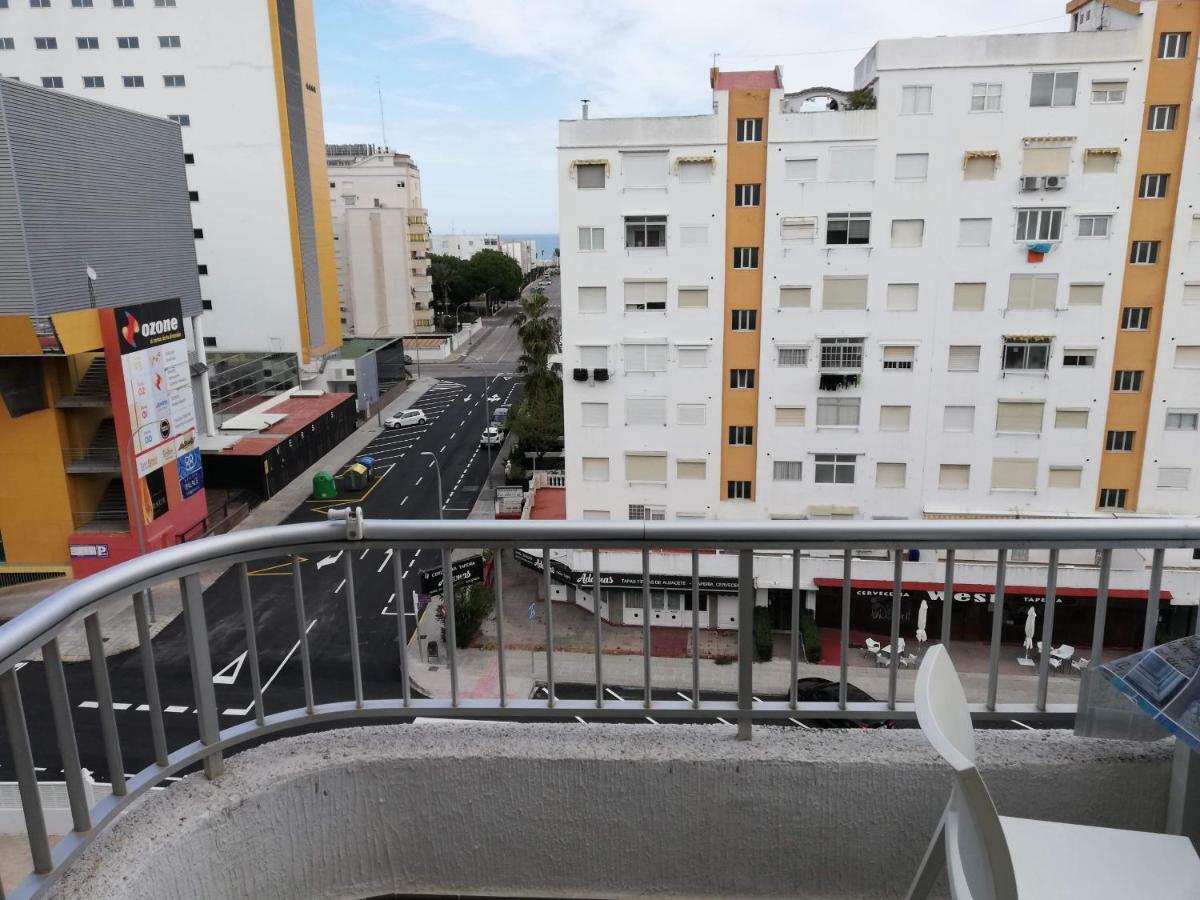 Parque VI Solo Familia Serviplaya Playa de Gandia Kültér fotó