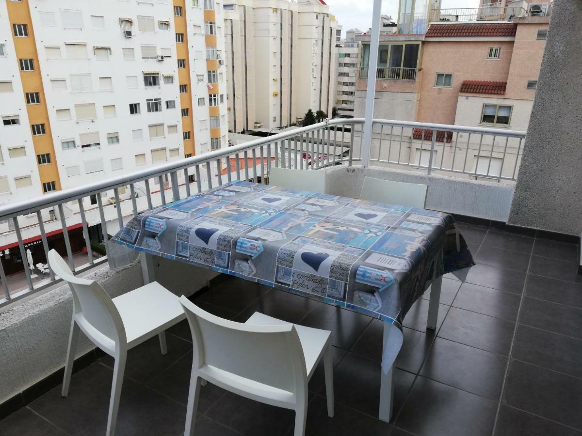 Parque VI Solo Familia Serviplaya Playa de Gandia Kültér fotó